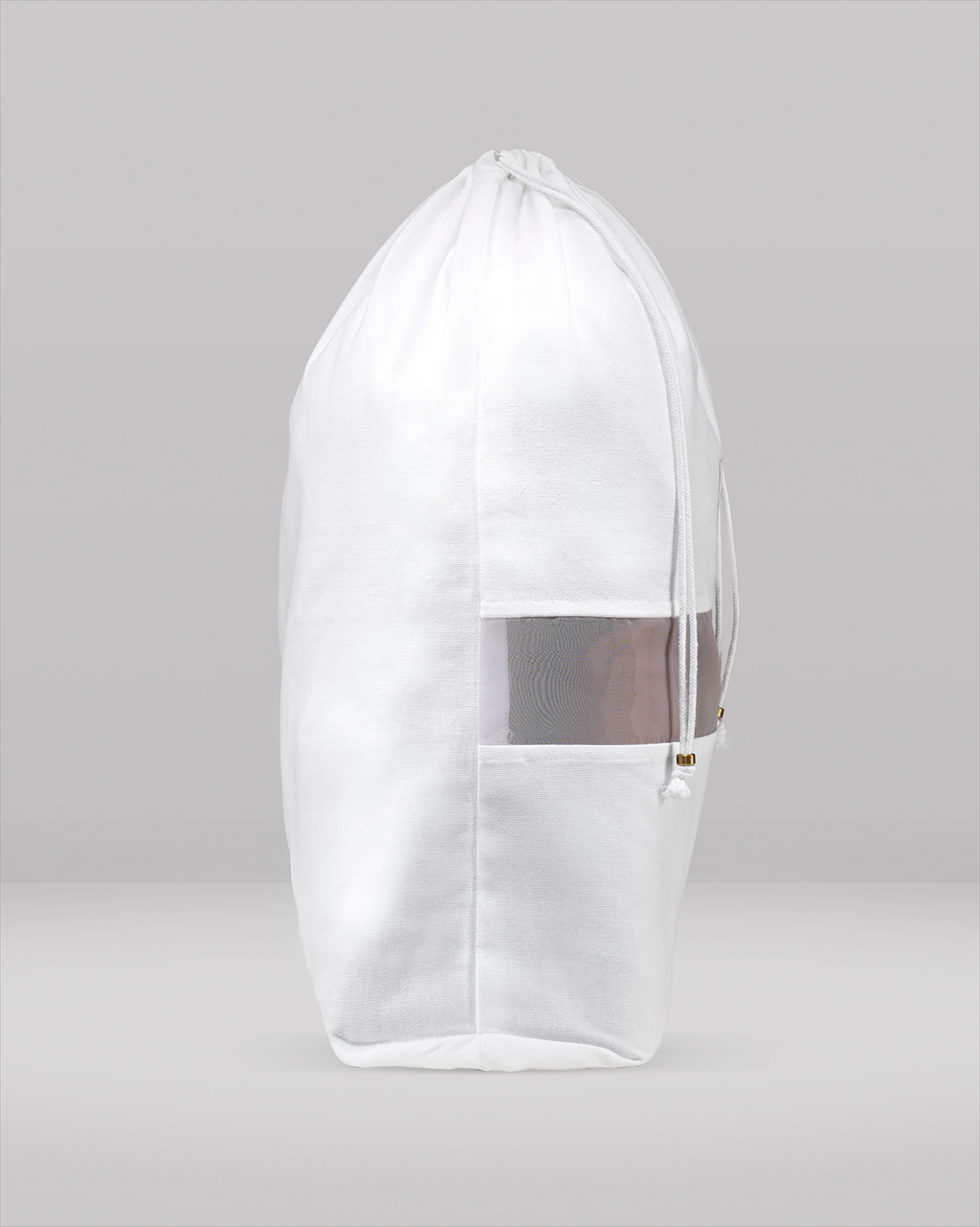 the side profile of the large dust bag