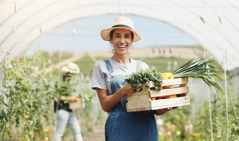 6 Simple Swaps to Lower Your Carbon Footprint This Summer
