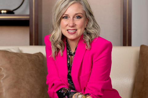 Suze Solari Helps Women Align Their Image and Personal Brand