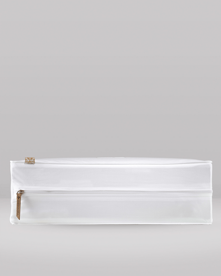 a side profile of a double extra large storage bag showing the leather zipper pull and pip